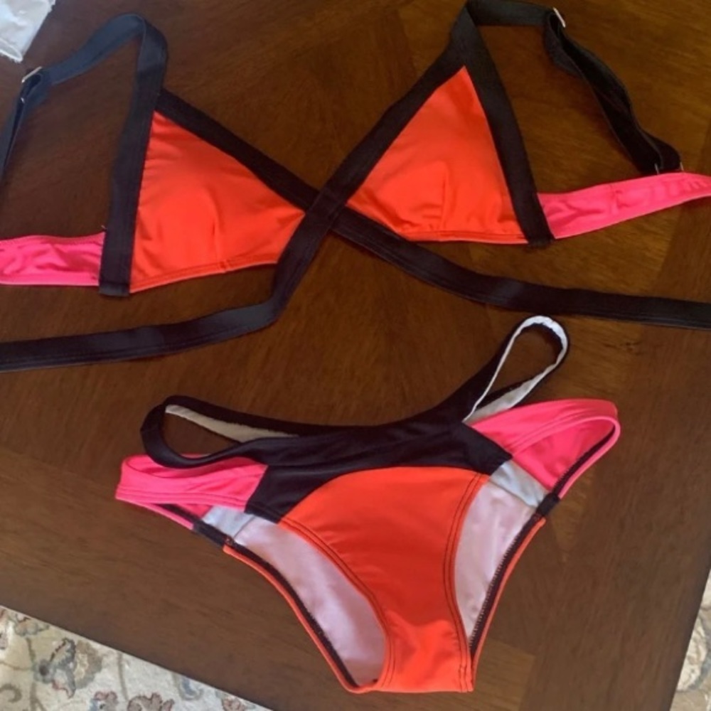 Strappy band cutout color block bikini KKW